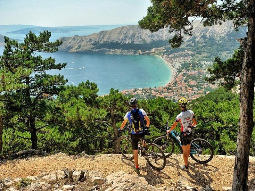 Adriatic Arteon Lägenhet Baška Exteriör bild